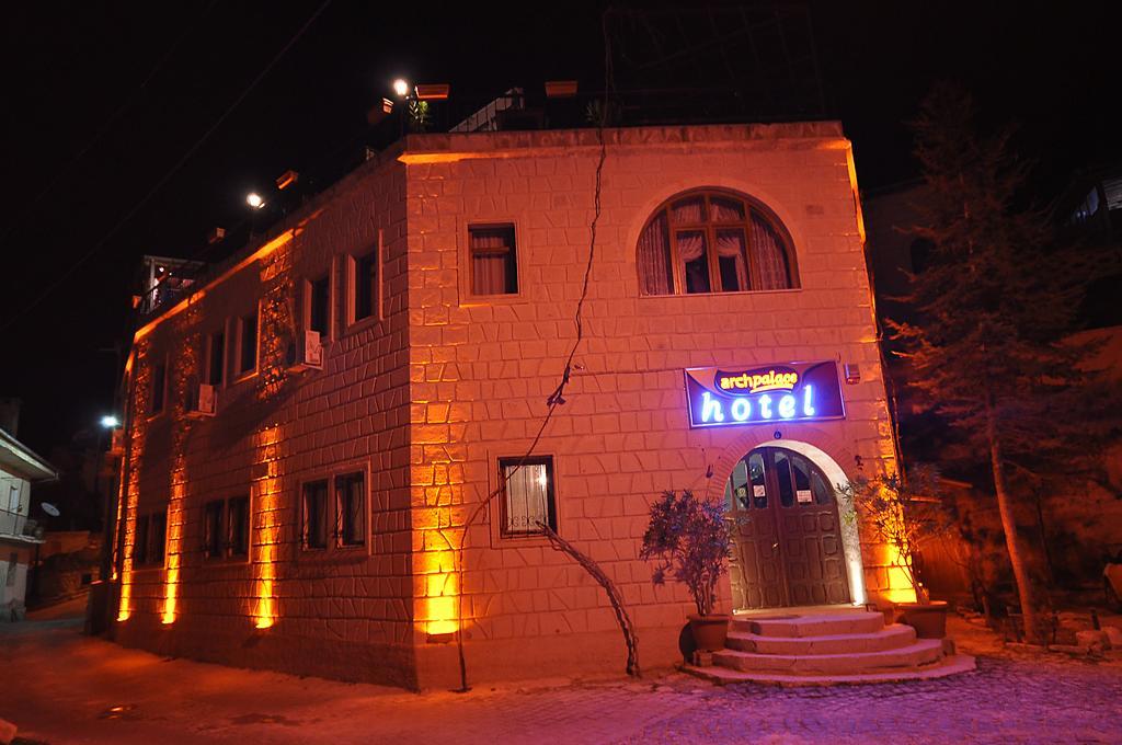 Arch Hotel