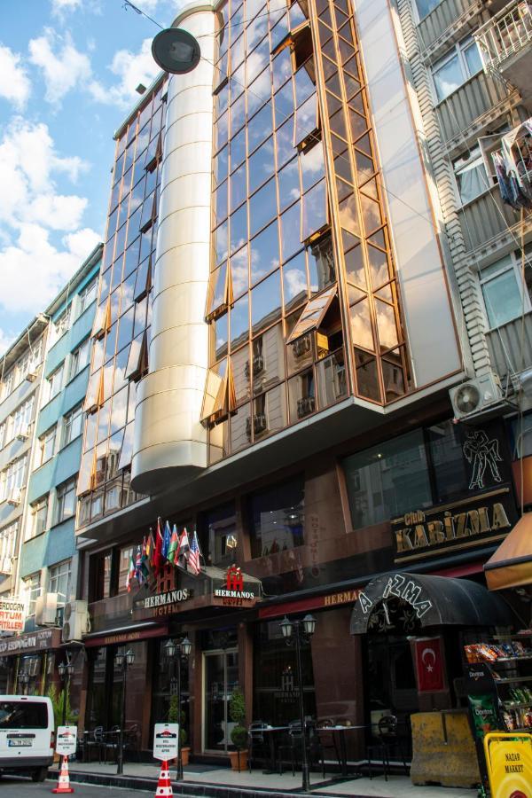 Hermanos Hotel
