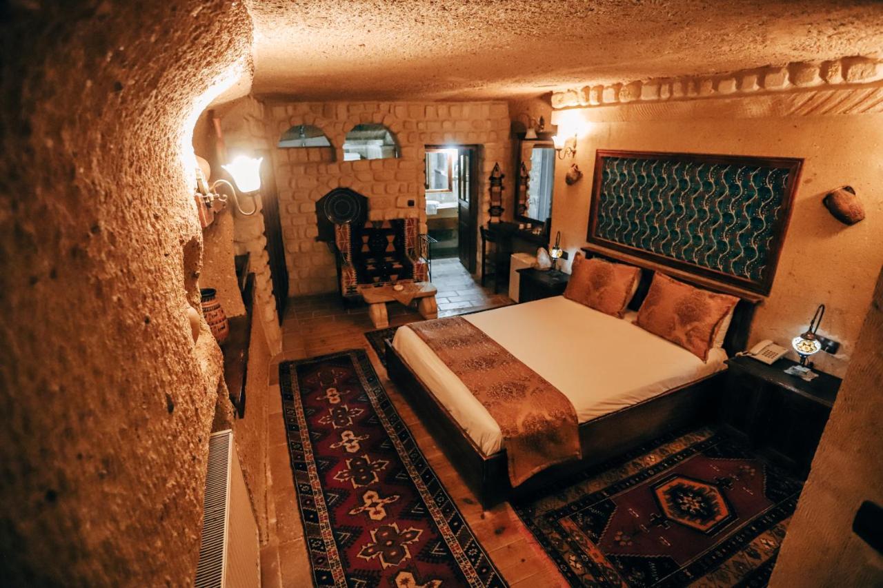 Melis Cave