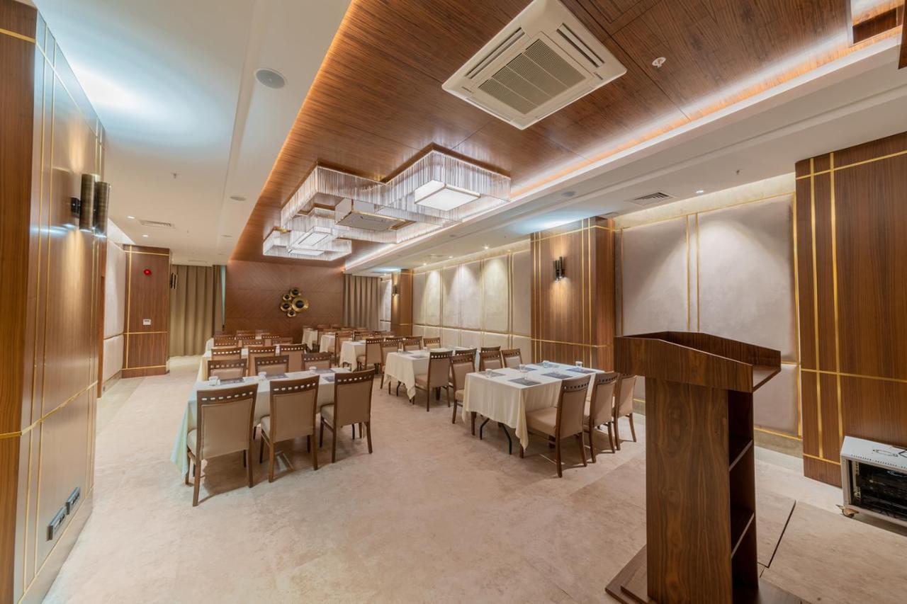 Hotel Artes