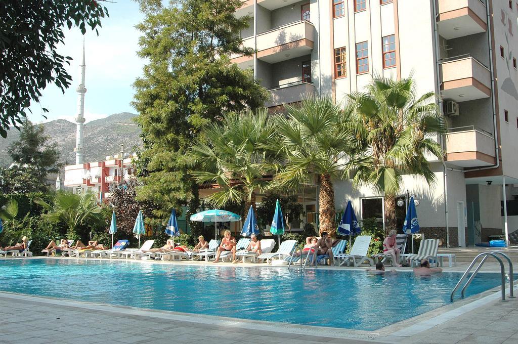 Margarita Aparthotel