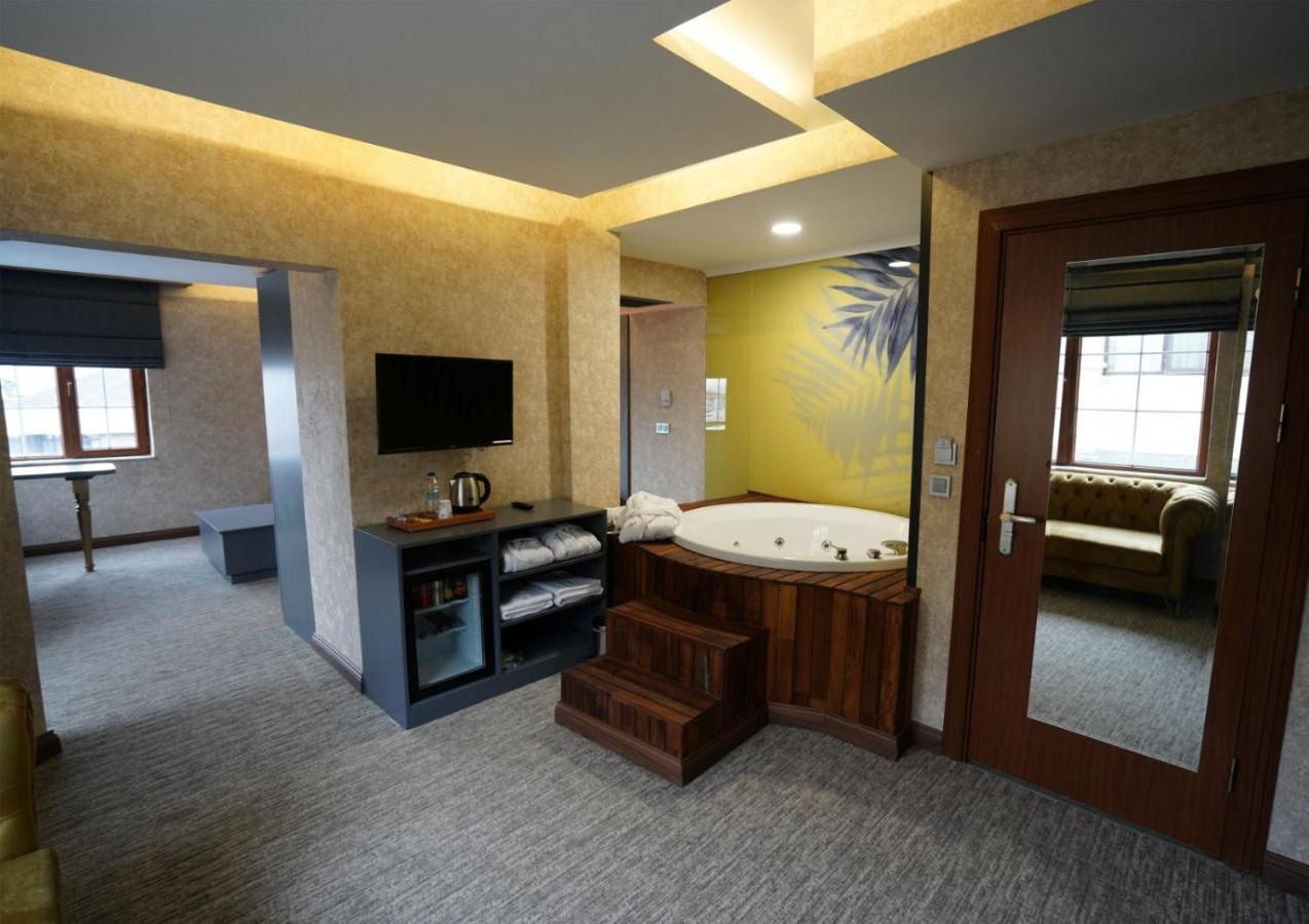 The Life & 3* Ankara