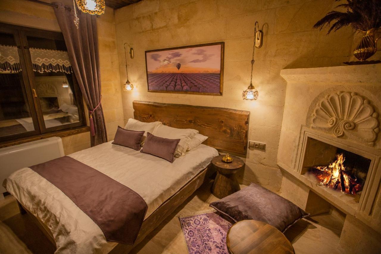 Mak's Cave House Bed & Breakfast *