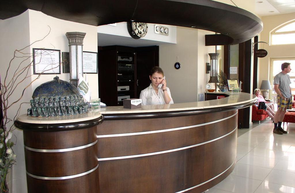 Almena Hotel 3*