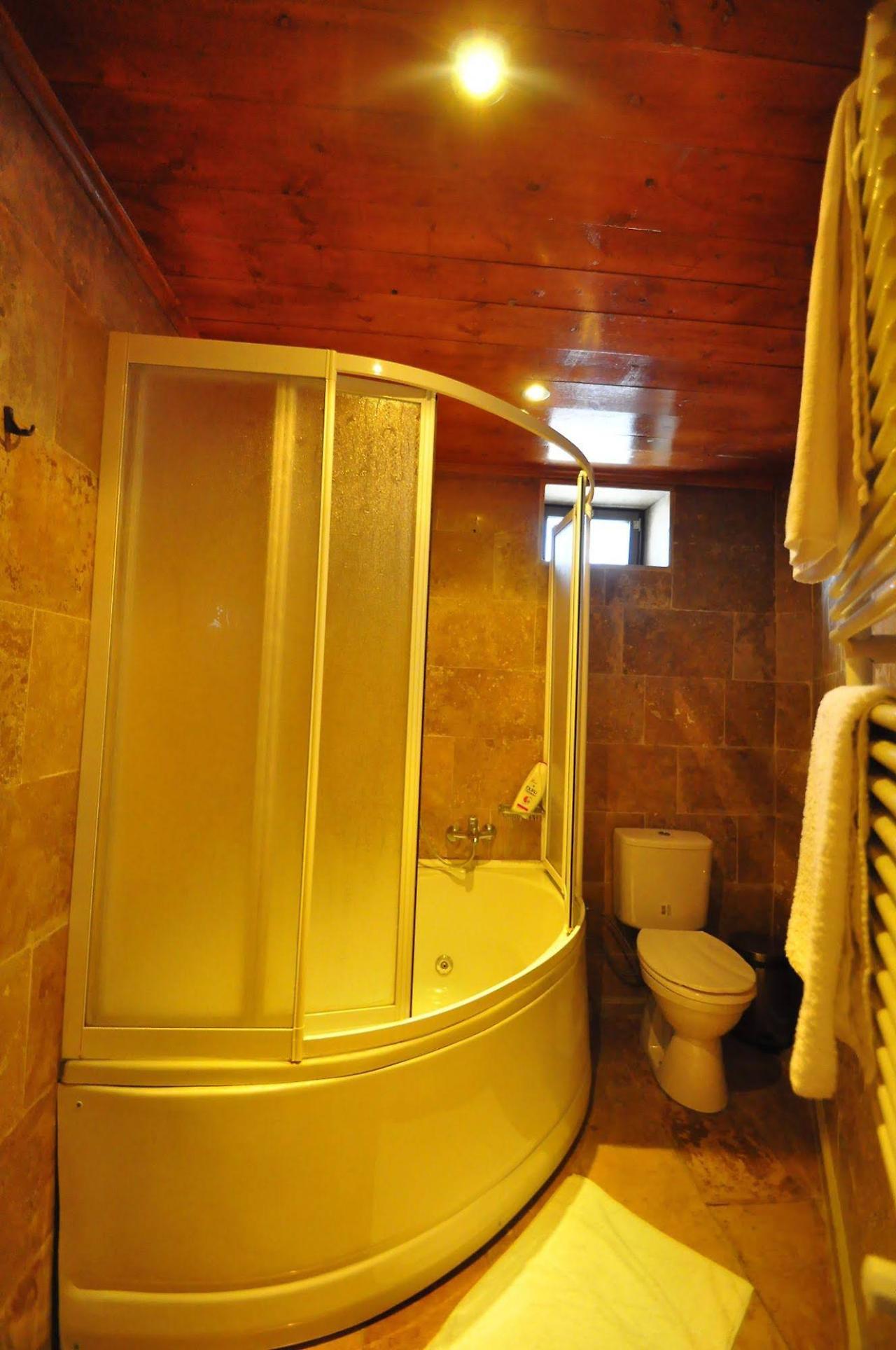 Kismet Cave House 4*