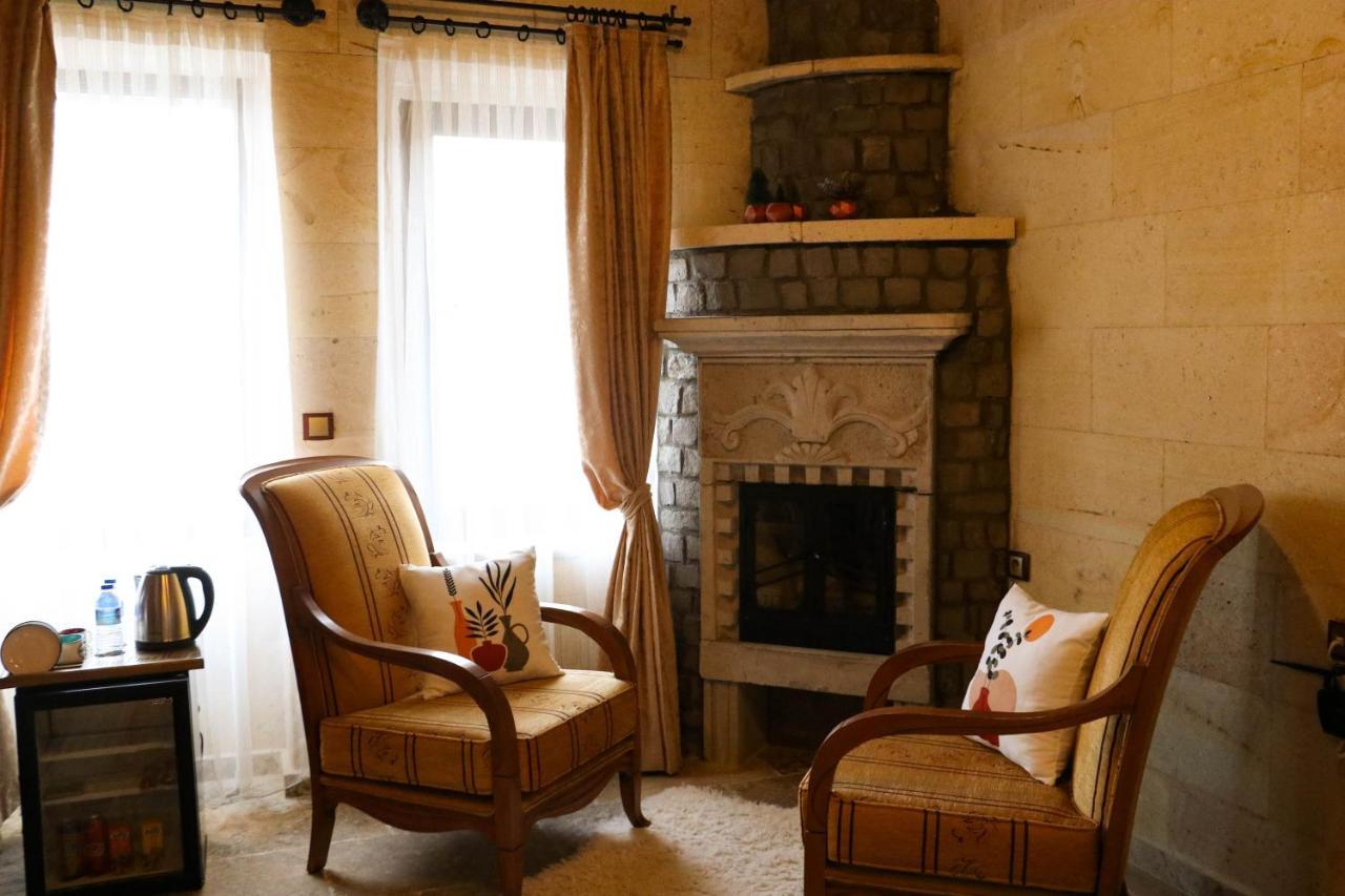 Hotel Olivia Cave