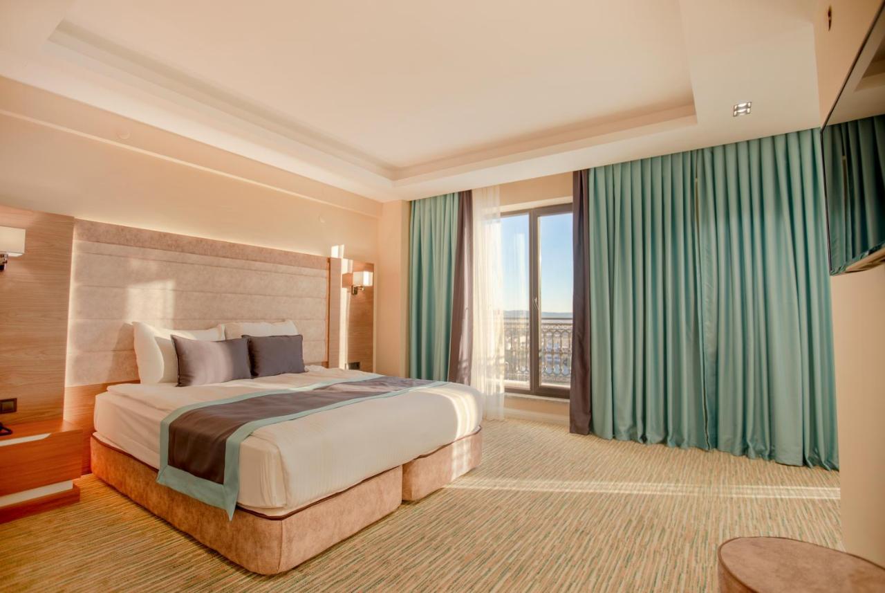 Hotel Elifim 4*