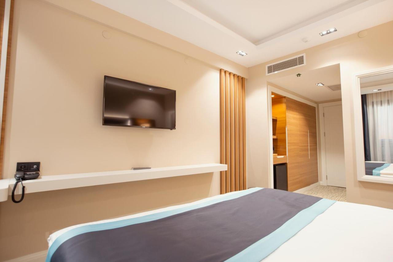 Elifim Hotel