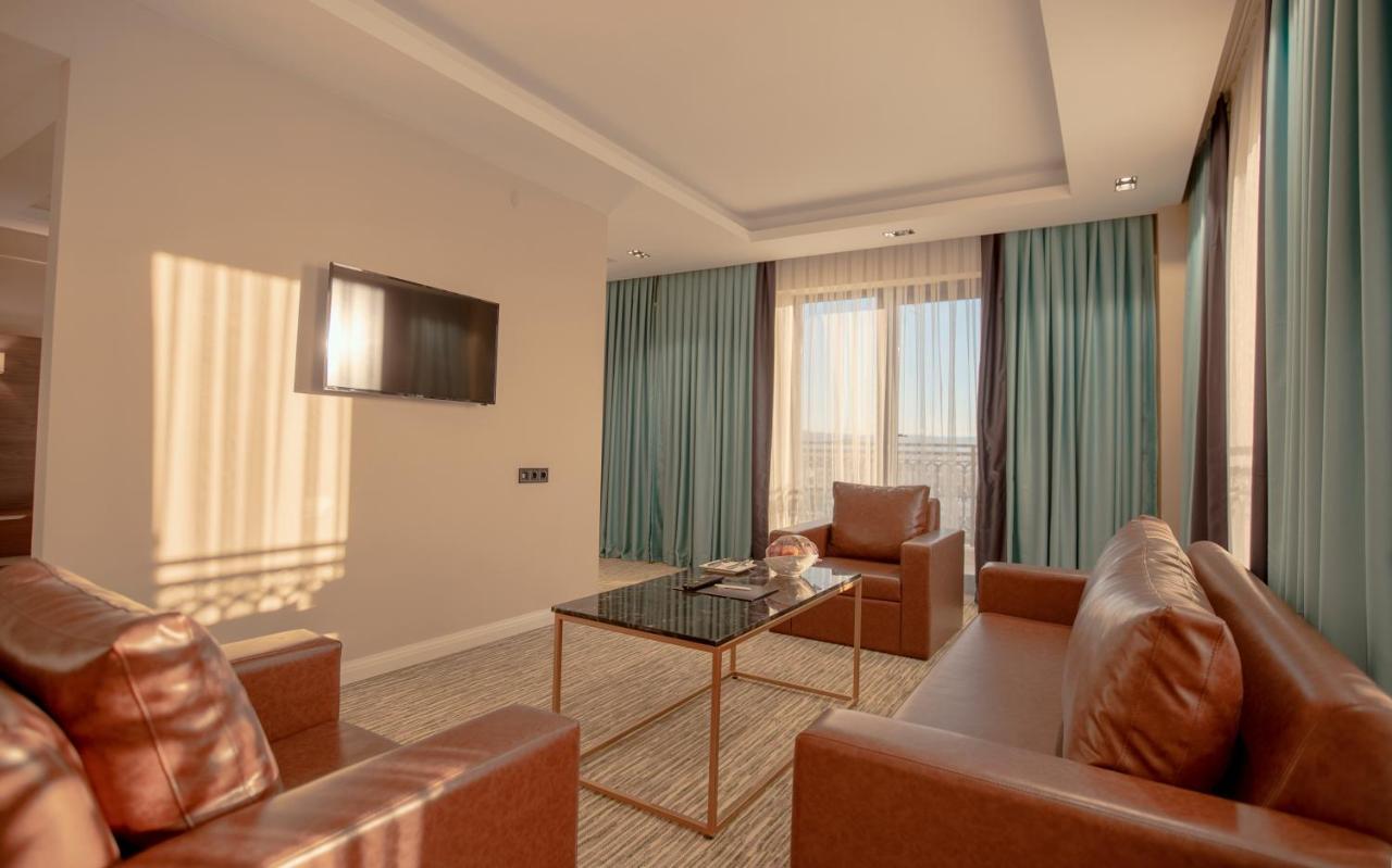Elifim Hotel 4*