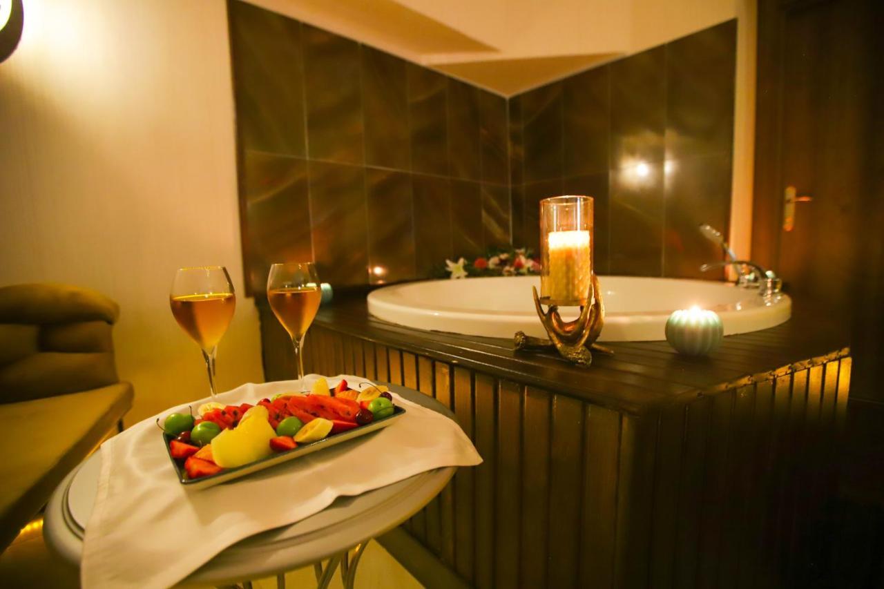 Hotel The Life & 3*