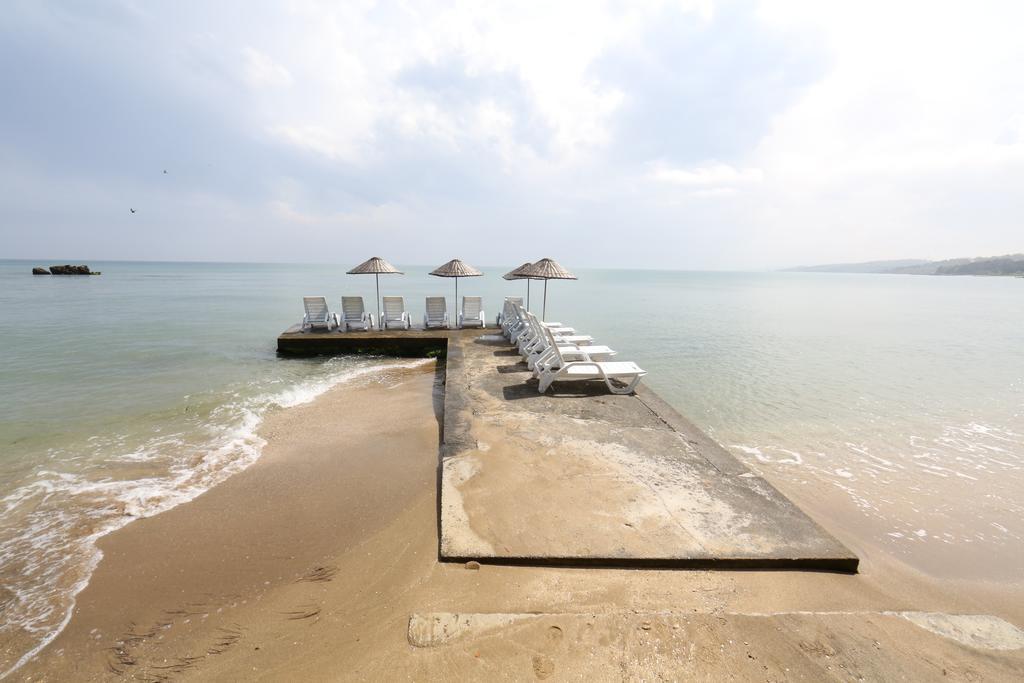 Antik Hotel 3*