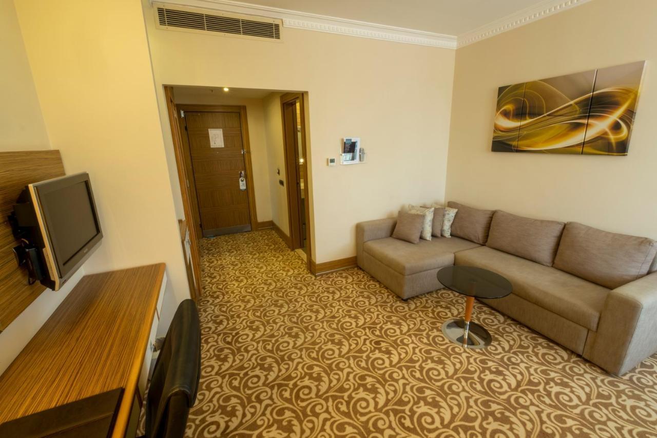 Euro Park Hotel 5*