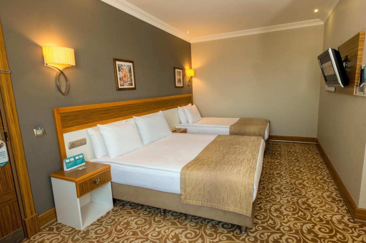 Euro Park Hotel 5*