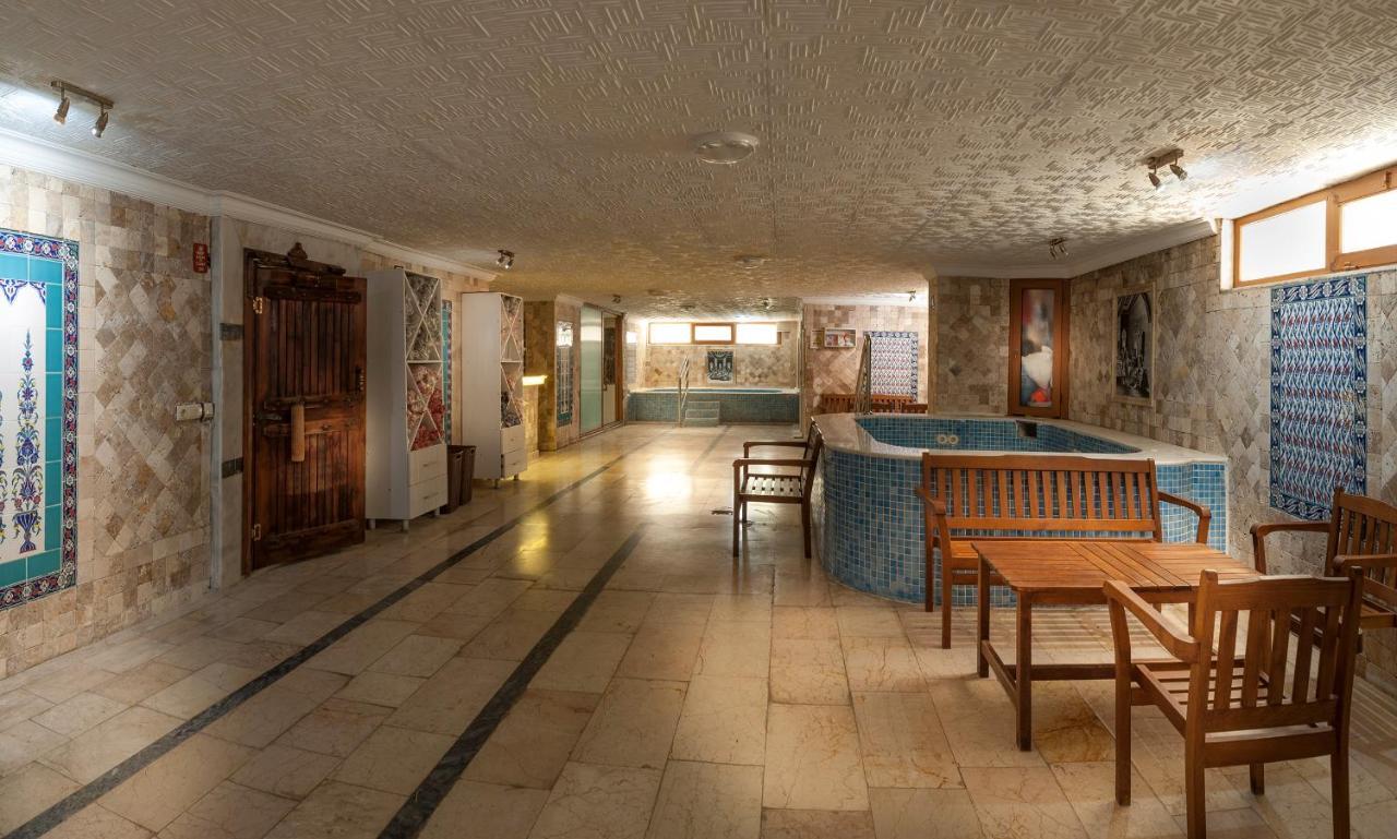 Temple Miletos Hotel