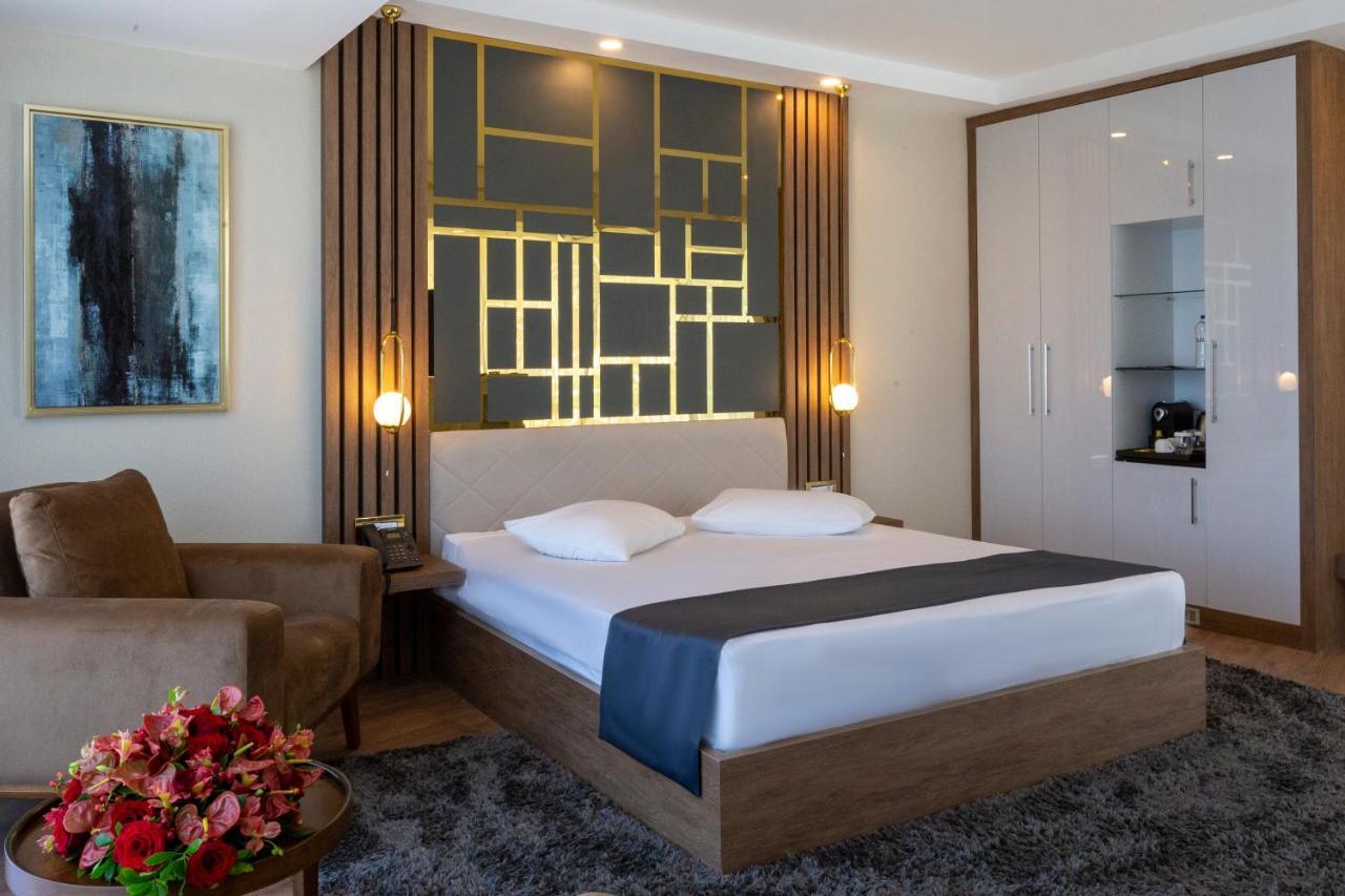 Cabir Deluxe Hotel