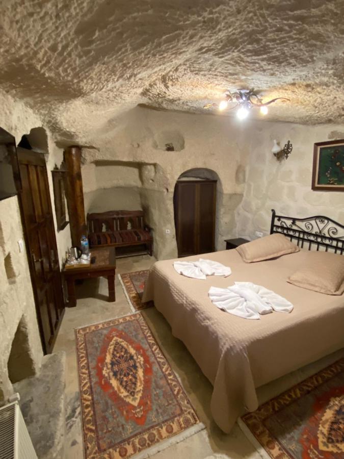 Turquaz Cave 2*