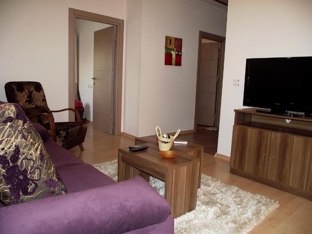 Apartment Roza *