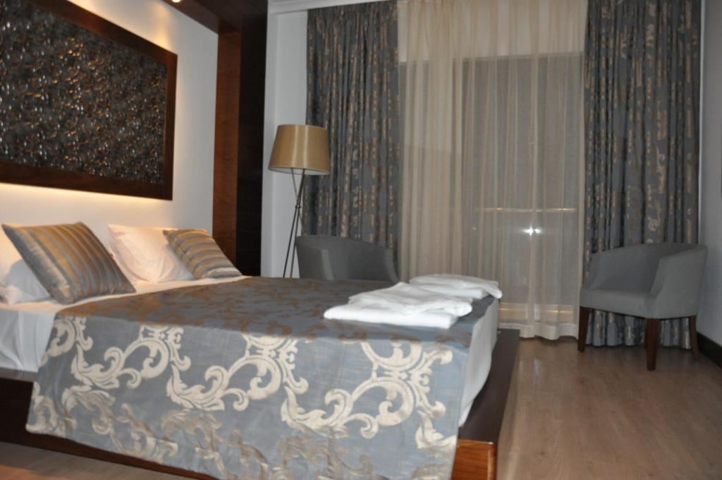 Hotel Turiya 4*