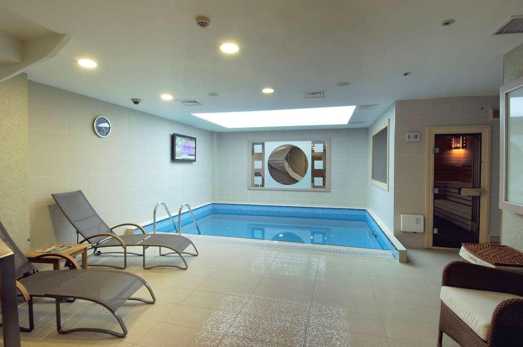 Hotel Eresin Taxim & Premier 4*