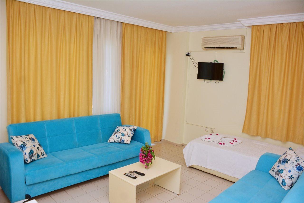 Avisos And Hotel 3*