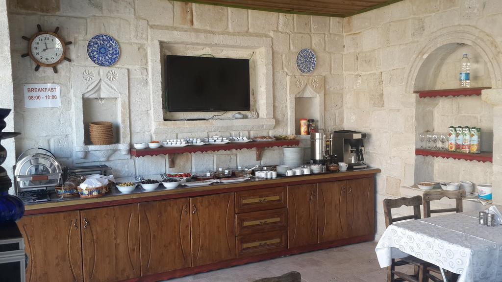 Arif Cave Hotel 2*
