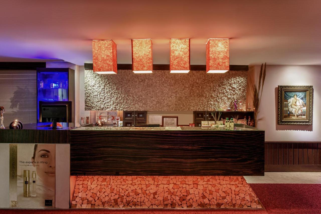 Resort Botanik Okurcalar