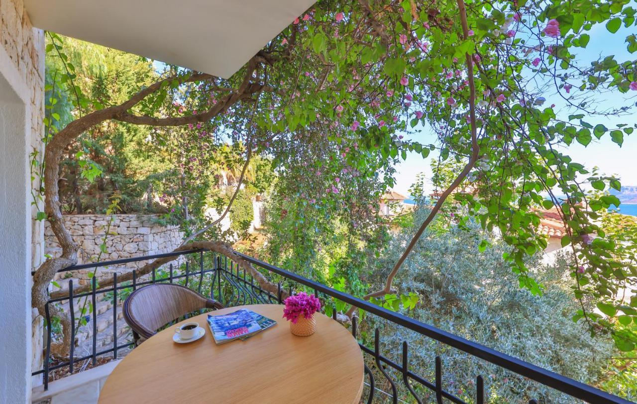 Hill House Adult Only 4*