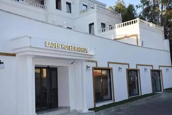Hotel Laden 3*