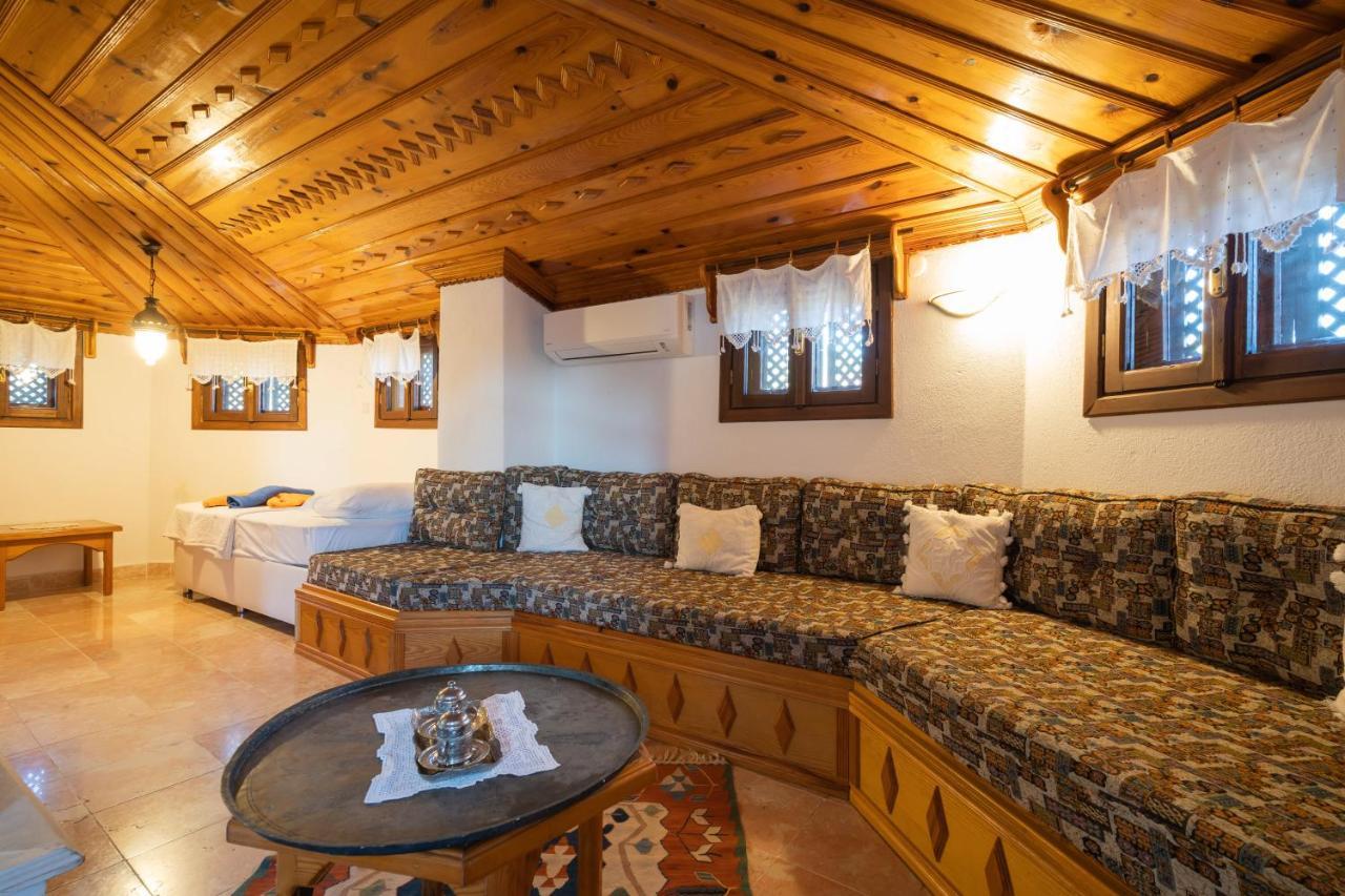 Liya Boutique & Akyaka (Mugla)