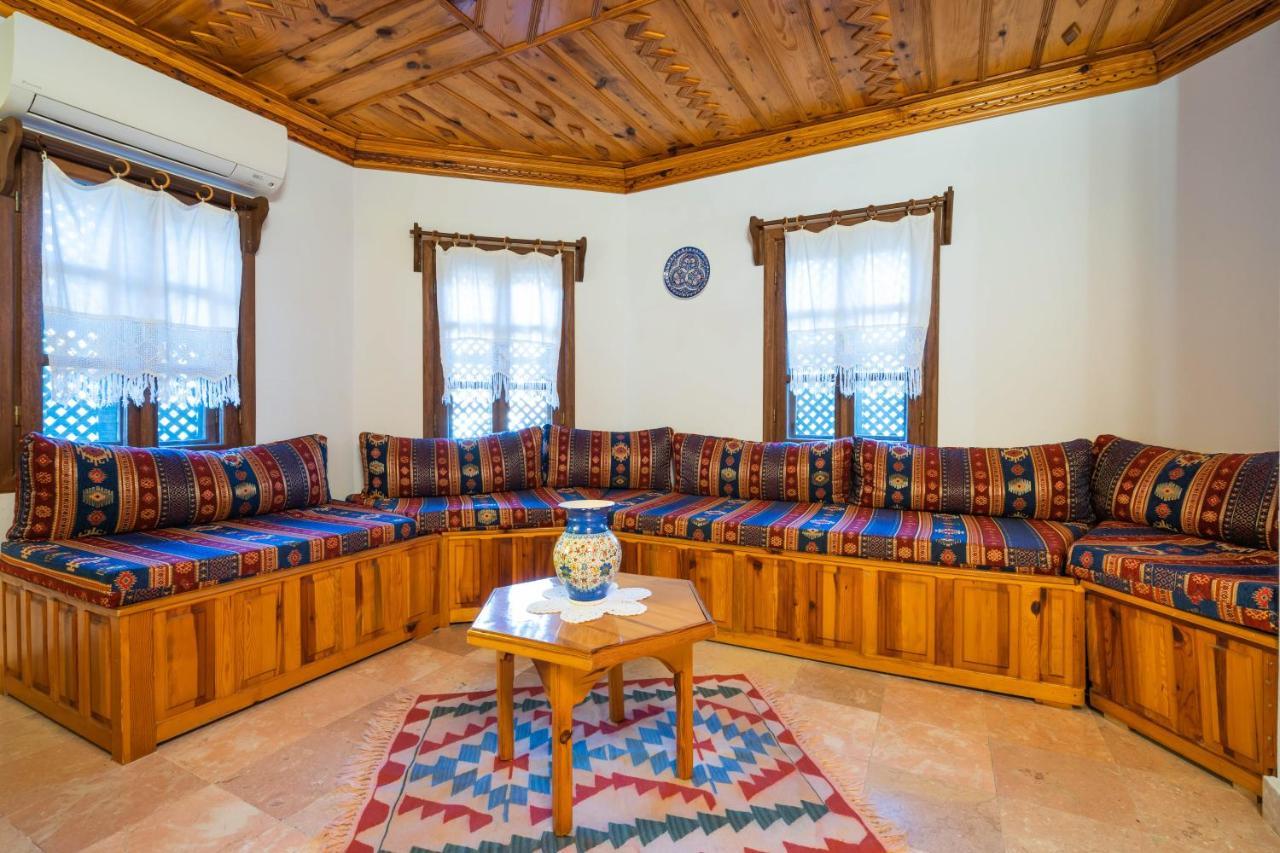 Apartment Liya Boutique & *