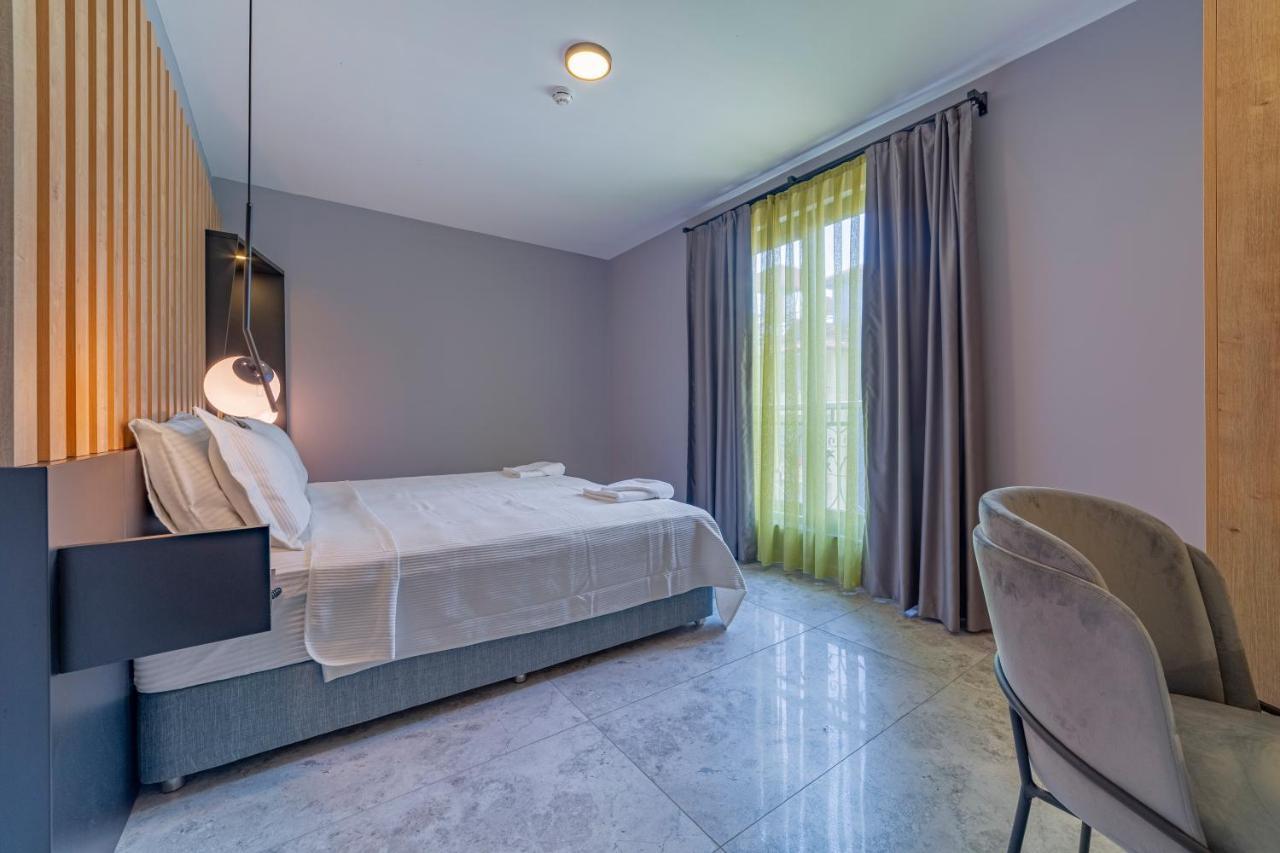 Aparthotel Twin Apart 3*
