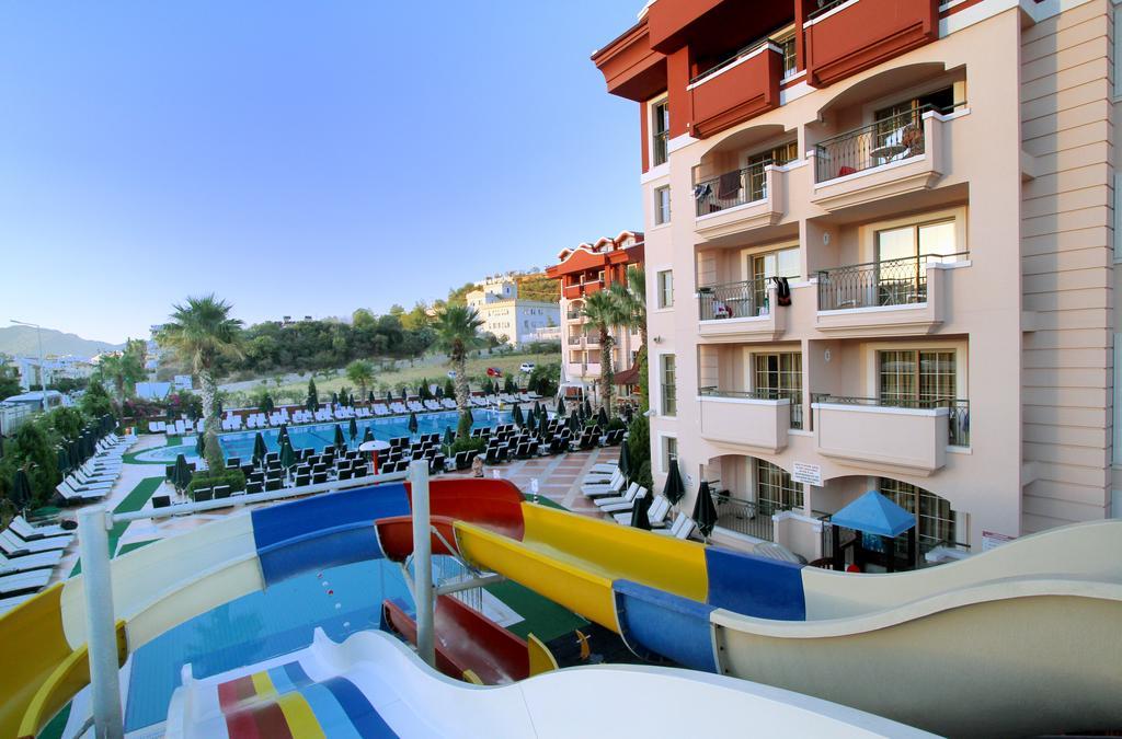 Aparthotel Club Aida 4*