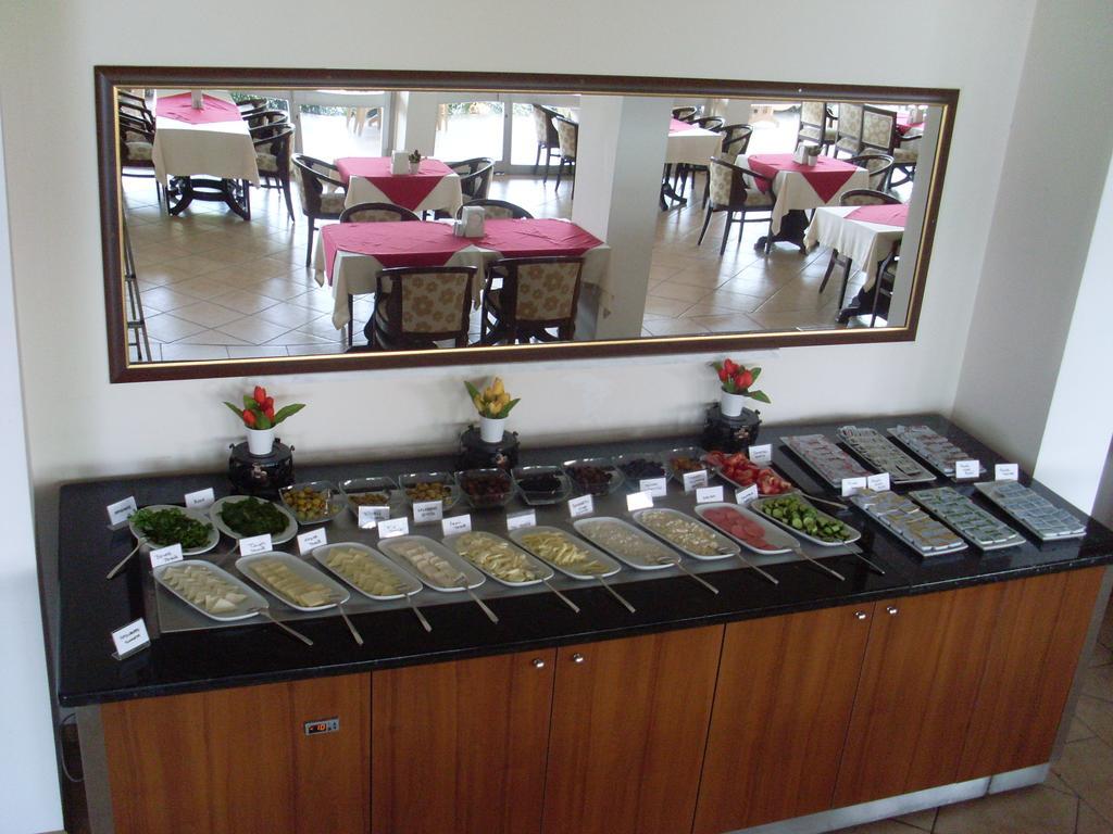 Kaunos Hotel