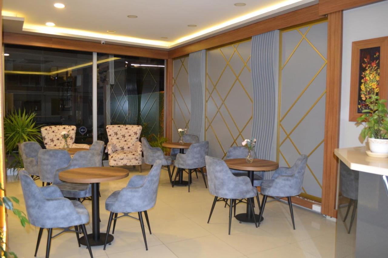 Almasa Aparts Apartment