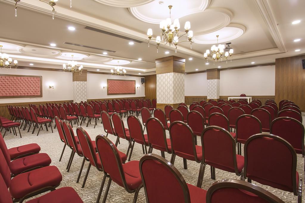 Orange Palace Hotel 5*