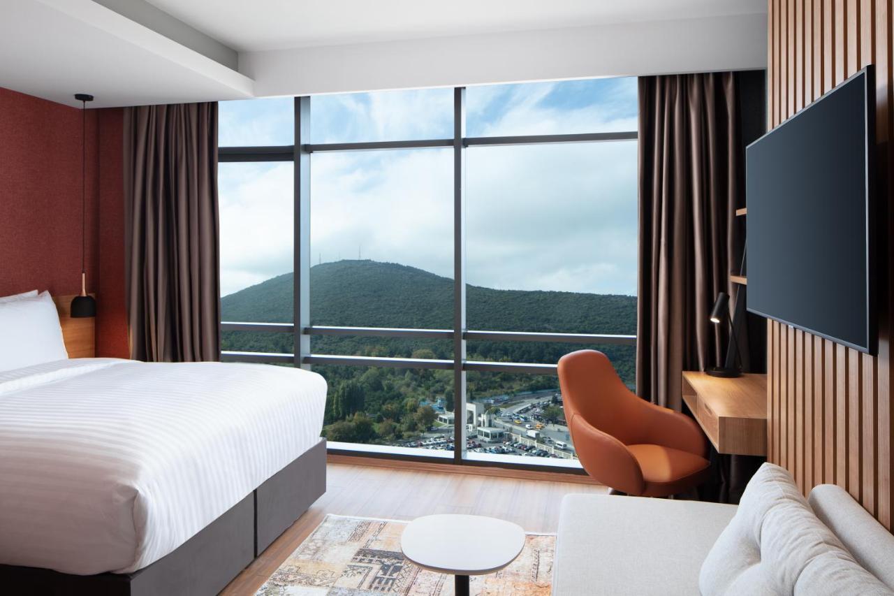 Hotel By Marriott Atasehir