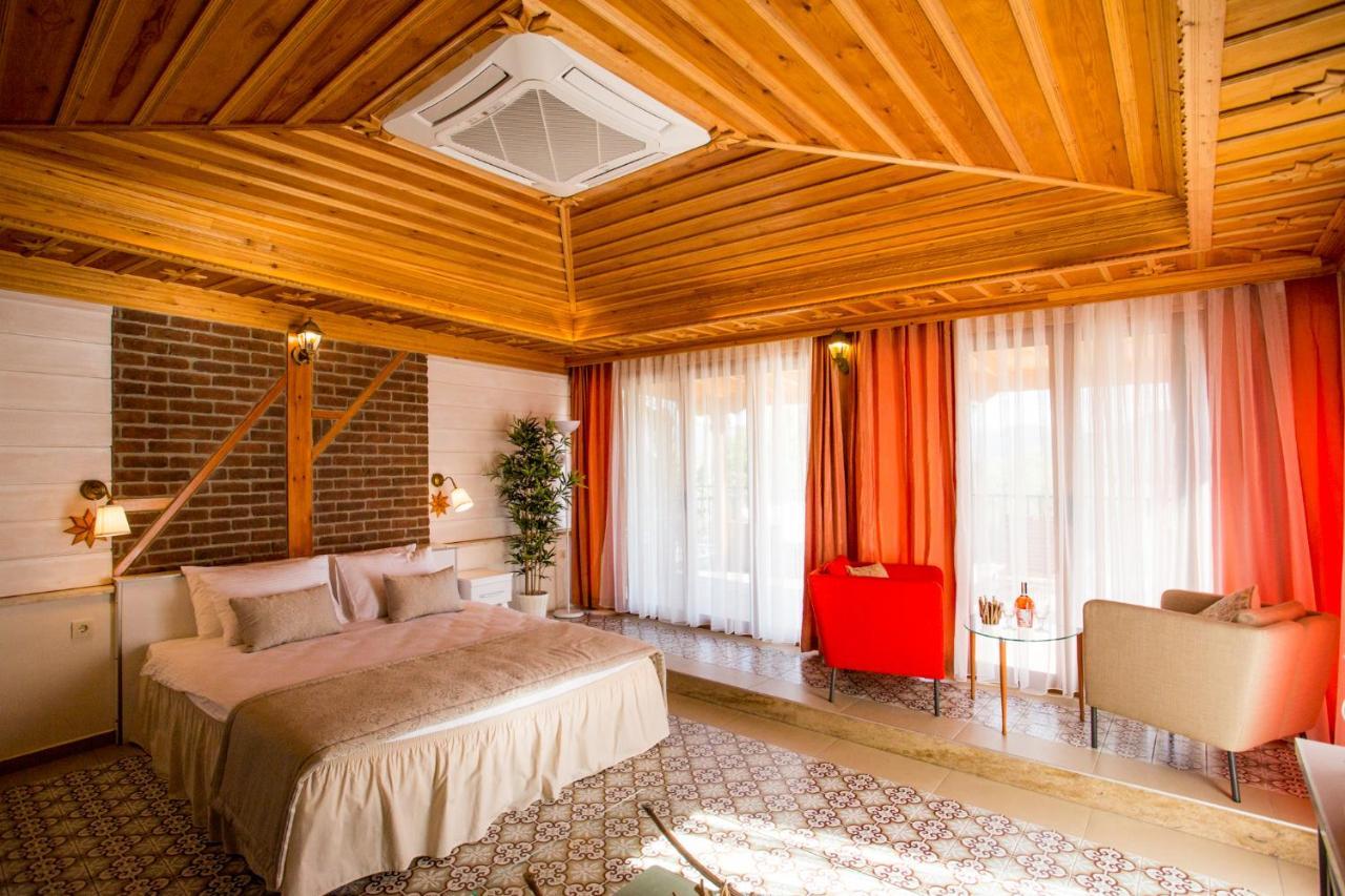 Hotel Marine 3*
