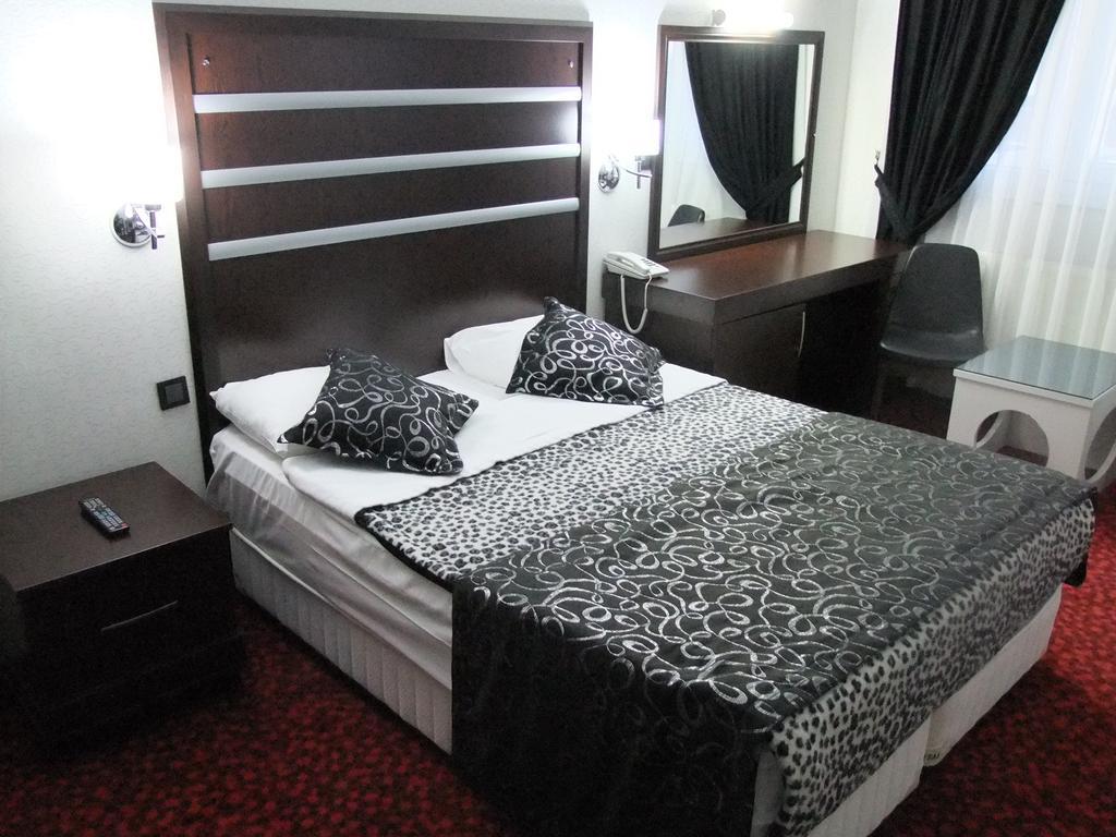 Grand Gold Hotel