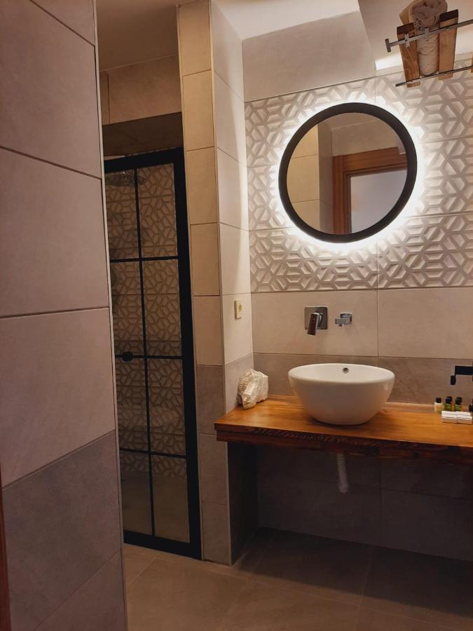 North Wind - Karaburun Hotel *