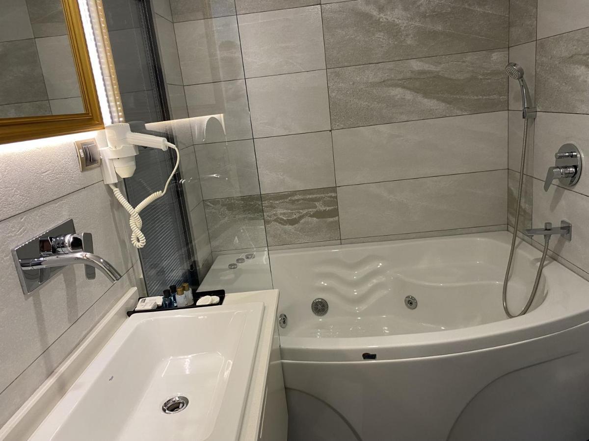 Kubalic Hotel 4*