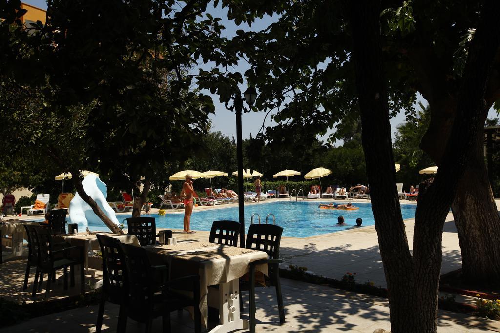 Club Mira