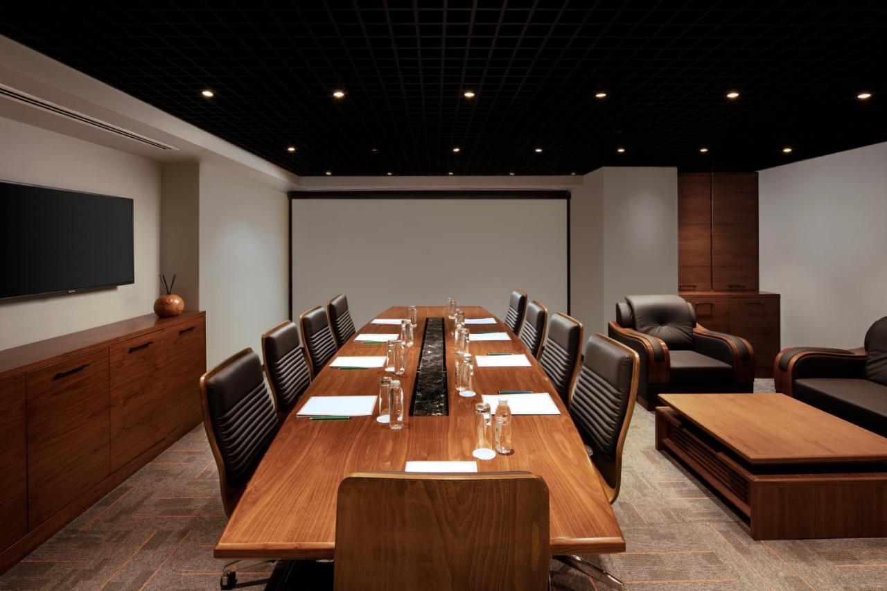 Hotel By Marriott Atasehir 4*