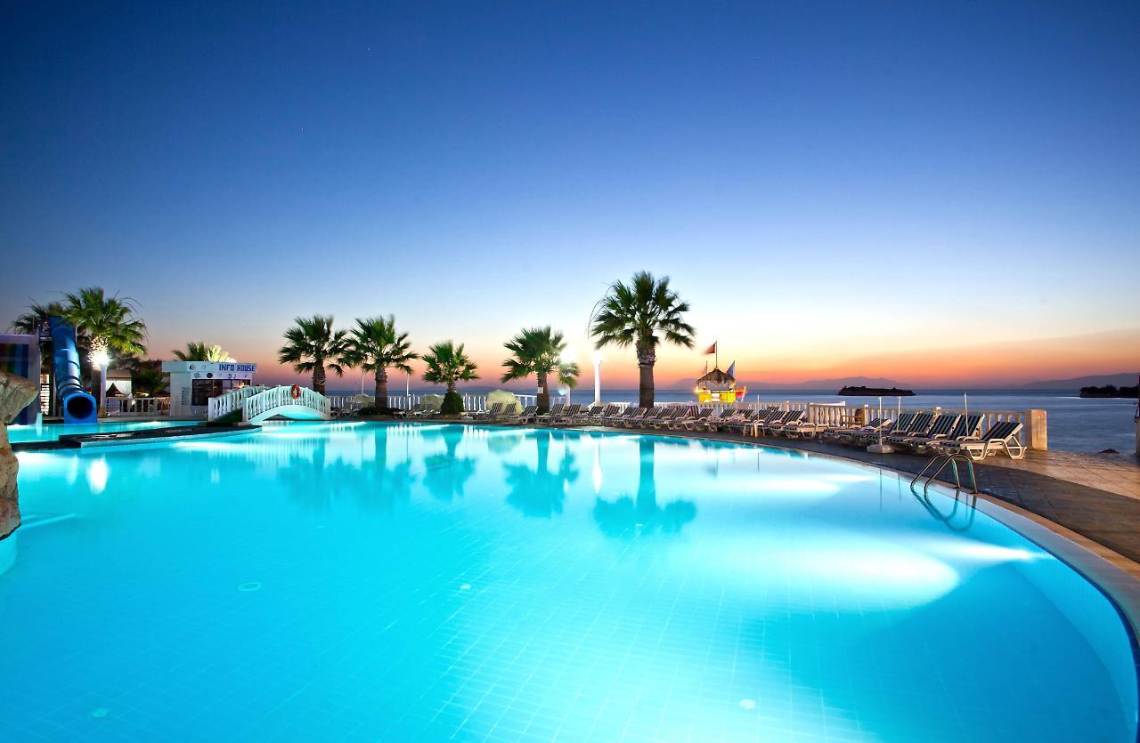Club Tarhan Serenity Hotel 5*