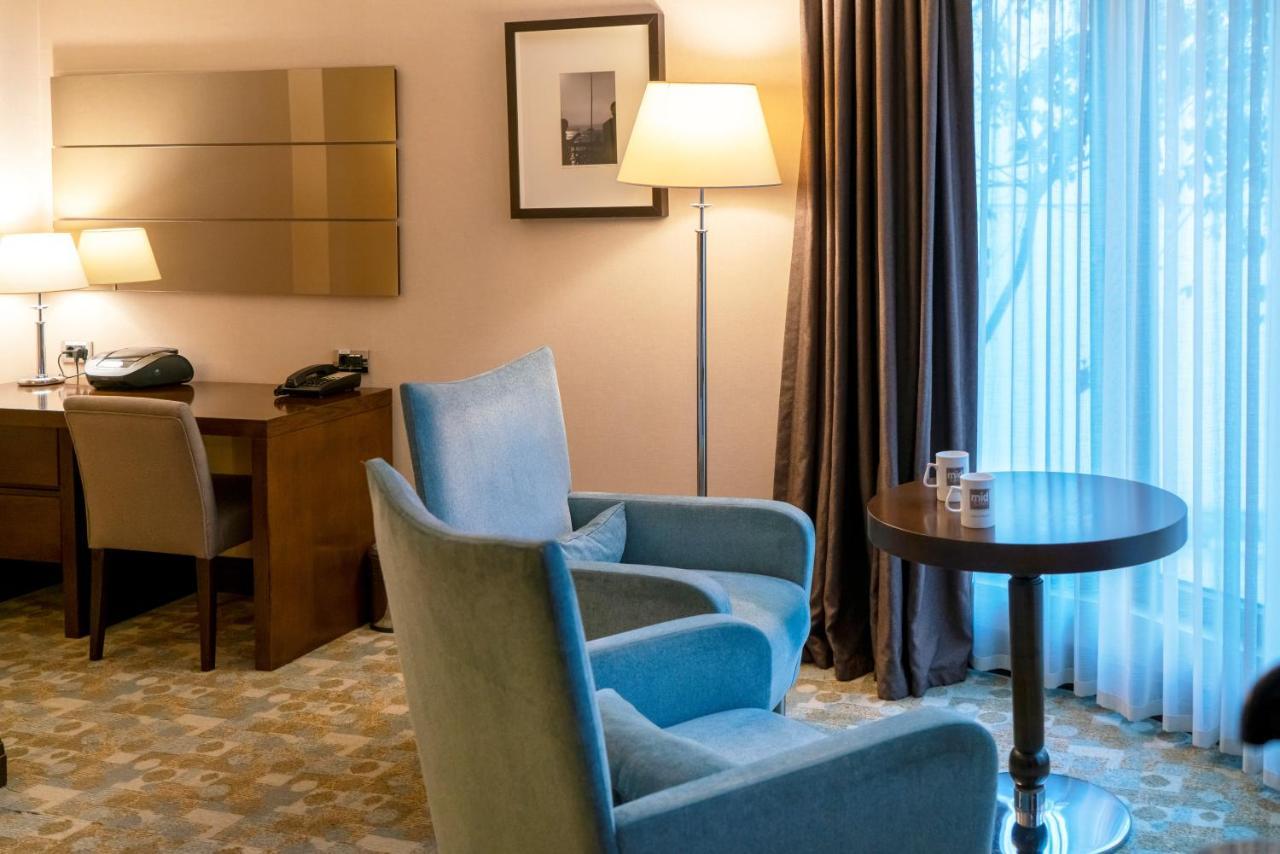 Midtown Hotel 4*