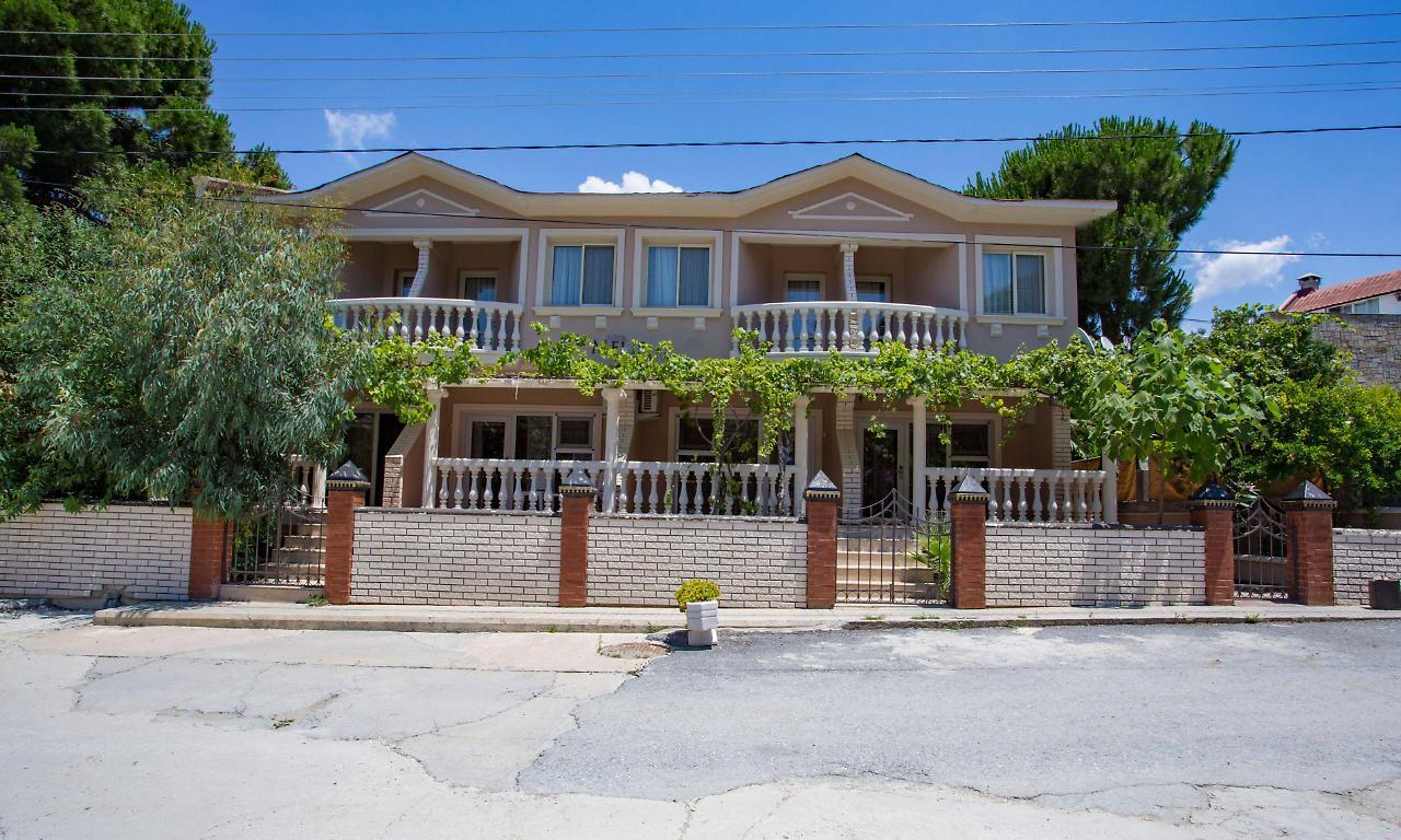 Melis Apartment