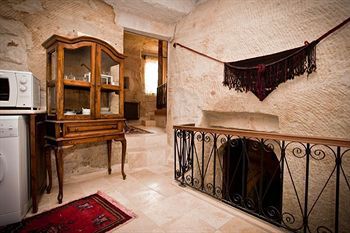 Divan Cave House Hotel