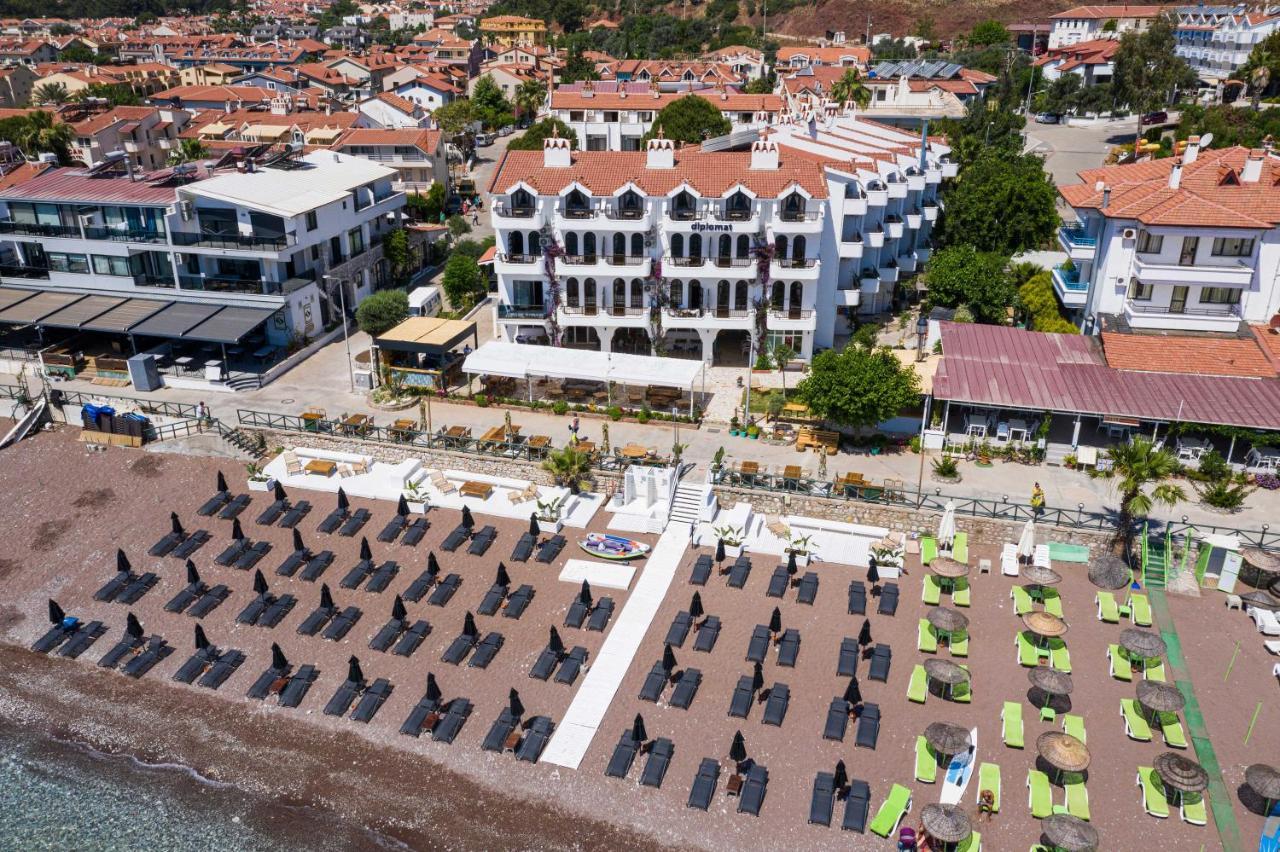 The Diplomat 3*