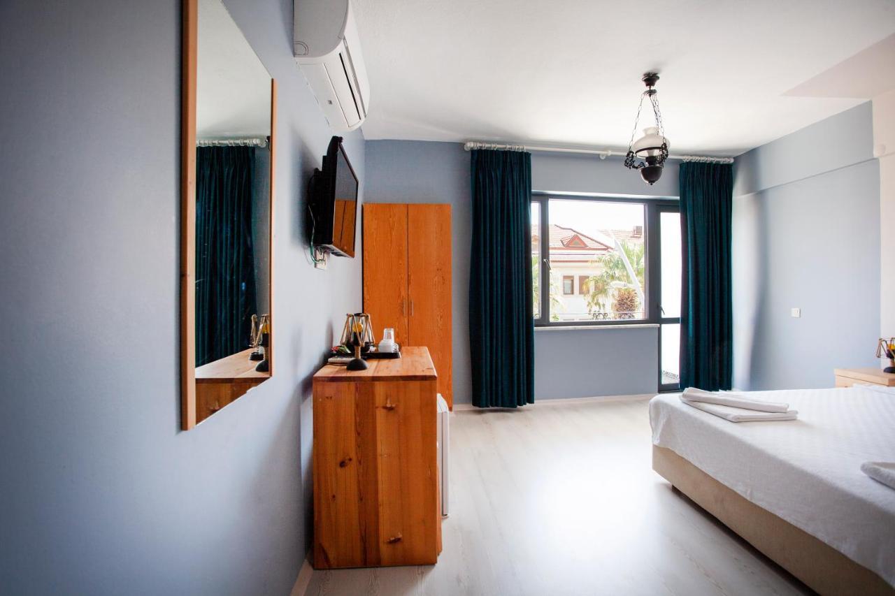 Zephyros Hotel 3*