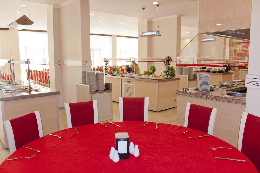 Hotel Royal Palace 4*