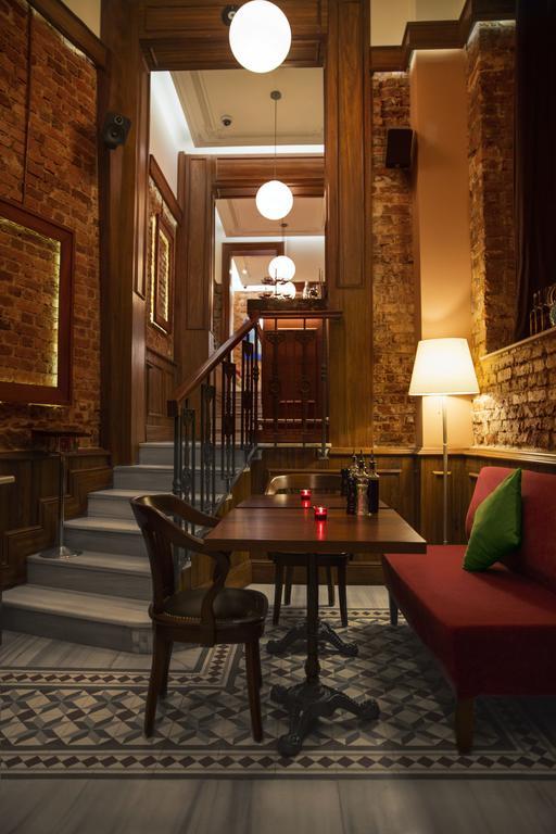 Hotel Corinne Art & Boutique 4*